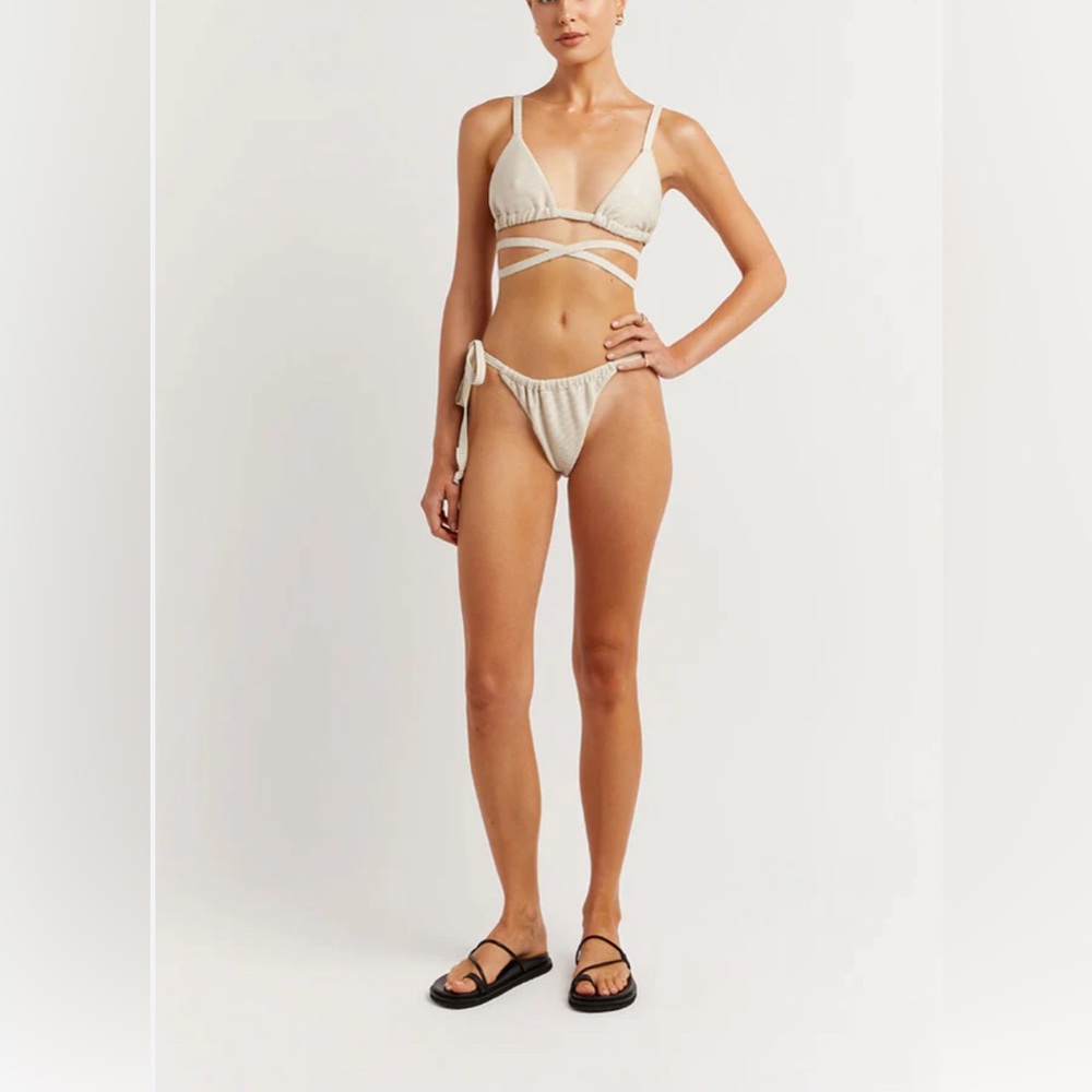 Dissh Swimsuit Set